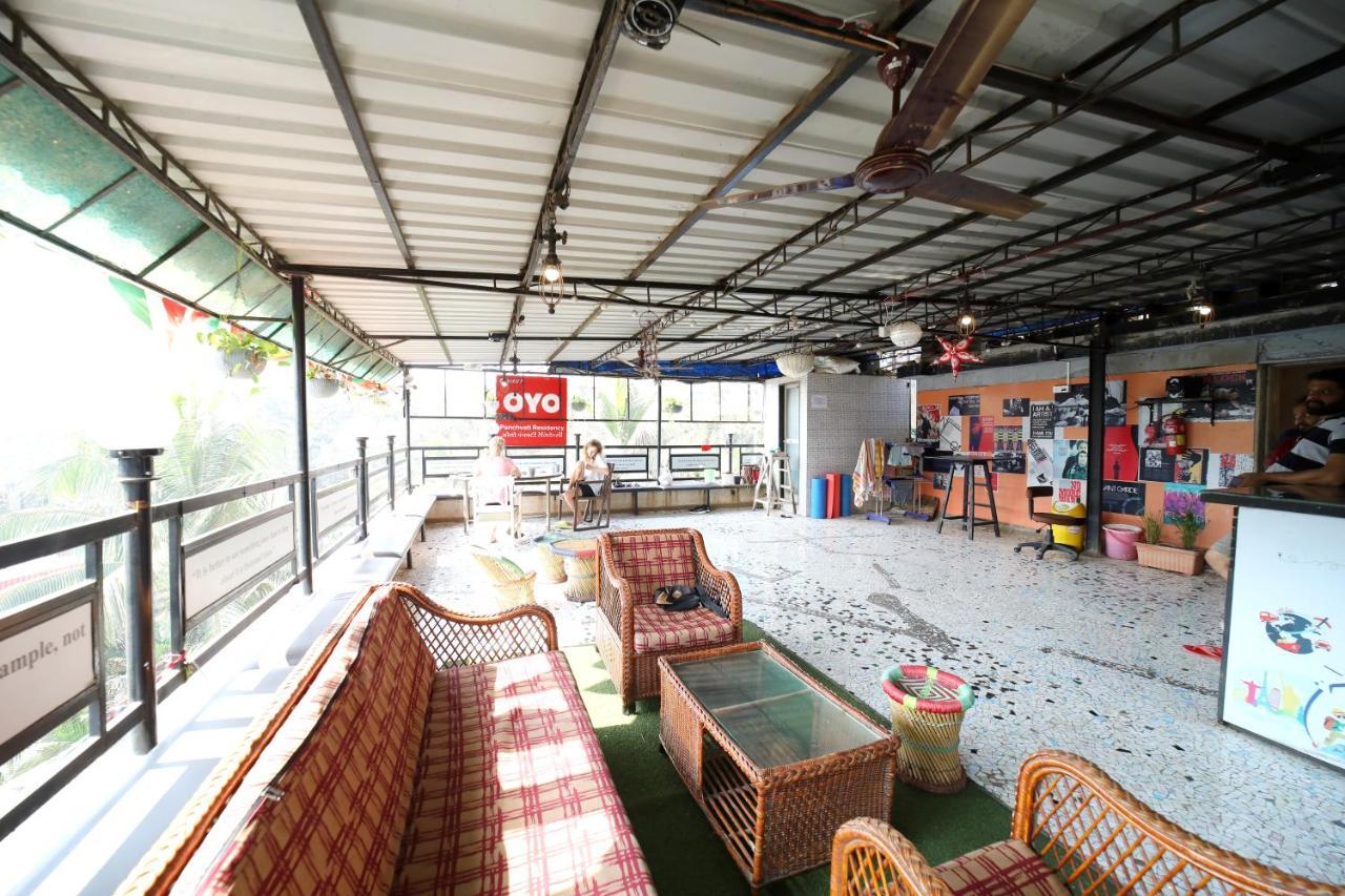 Maple Social Hubz-Hostel Мумбаи Экстерьер фото